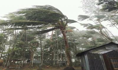 সিলেটে মধ্যরাতে কালবৈশাখীর হানা