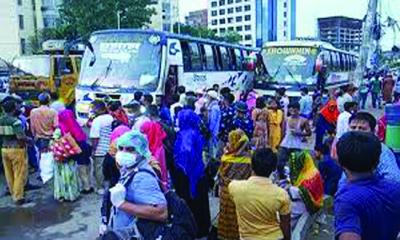 ঘরমুখো মানুষ বিকল্প উপায়ে রাজধানী ছাড়ছে