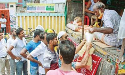 ভোজ্যতেল বিক্রি দ্বিগুণ করছে টিসিবি