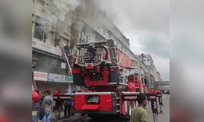 বনানীর ছয়তলা ভবনের আগুন নিয়ন্ত্রণে