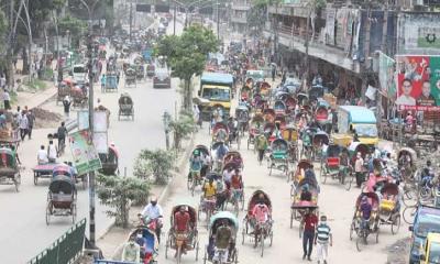 ১৪ দিনের লকডাউন শেষে স্বাভাবিক জীবনযাত্রায় মানুষ