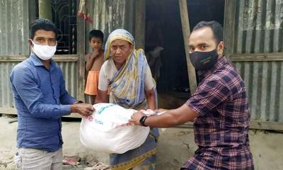 আগামী নিউজে সংবাদ প্রকাশের পর তিন প্রতিবন্ধী পাচ্ছে সরকারি বেসরকারি সহায়তা