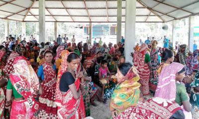 শ্রীমঙ্গলে চা বাগানে শ্রমিক বিক্ষোভ, অনির্দিষ্টকালের কর্মবিরতি