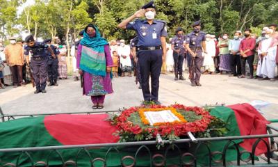 বালিয়াকান্দিতে বীর মুক্তিযোদ্ধাকে রাষ্ট্রীয় মর্যাদায় দাফন