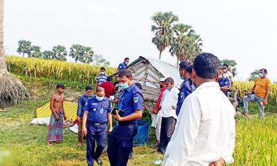 কুড়িয়ে পাওয়া বোমায় গেলো শিশুর প্রাণ, মা বোন গুরুতর আহত