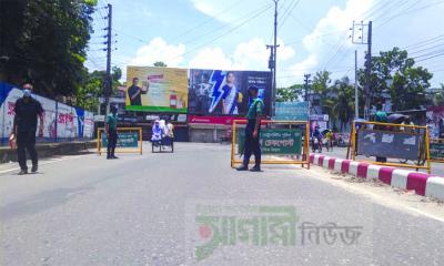 বরিশালে ঢিলেঢালাভাবে চলছে ‘কঠোর লকডাউন’!