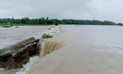 তিস্তার পানি বিপৎসীমার ৬০ সেন্টিমিটার ওপরে, ২০০ ঘরবাড়ি প্লাবিত