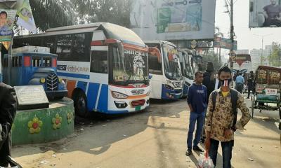 ময়মনসিংহ থেকে ঢাকামুখী বাস বন্ধ, দুর্ভোগ চরমে