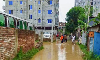 অল্প বৃষ্টিতে জলবদ্ধতা, ভোগান্তিতে ডিআইইউ শিক্ষার্থীরা