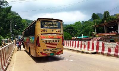 ৫ দিন পর বান্দরবানের সঙ্গে সারাদেশের সড়ক যোগাযোগ স্বাভাবিক