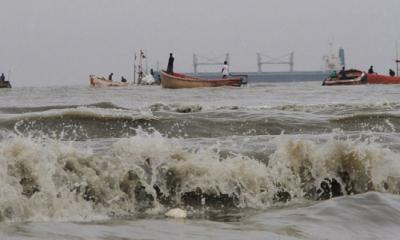 সমুদ্রবন্দরে ১ নম্বর সতর্ক সংকেত