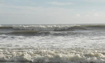 বঙ্গোপসাগরে নিম্নচাপ, সমুদ্র বন্দরে সংকেত